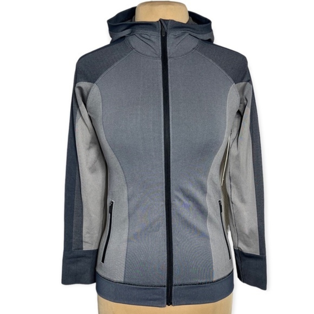 Lululemon Ebb to Train Jacket *Abstract
Black / Dark Chrome
New with Tags - Picture 3 of 17